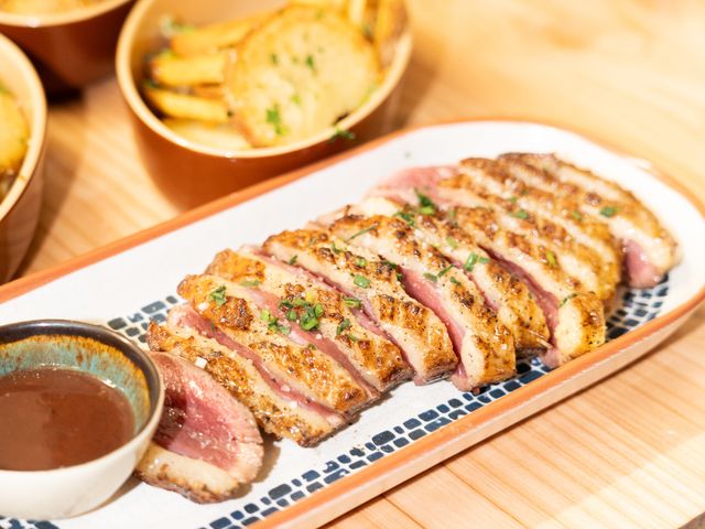 L'OUSTAOU - Troquet Landais Magret à partager